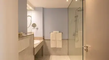 Abora Continental