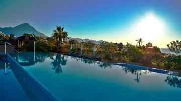Acacia Resort