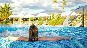 Acacia Resort
