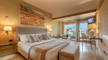 ACACIA RESORT