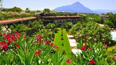ACACIA RESORT