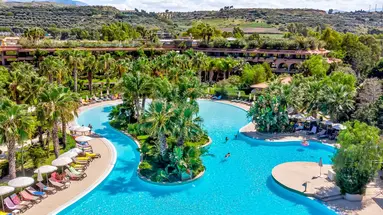 Acacia Resort