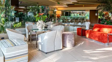 Acacia Resort
