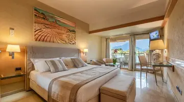 ACACIA RESORT