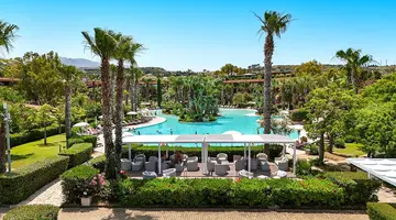 Acacia Resort