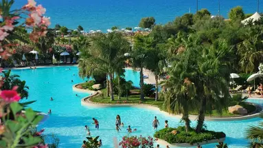 Acacia Resort
