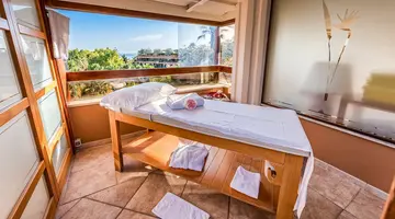 Acacia Resort