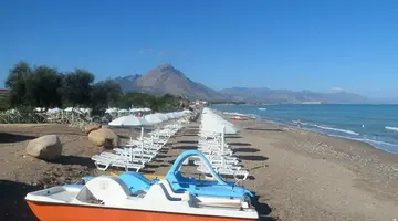 ACACIA RESORT