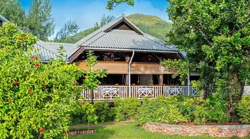 Acajou Beach Resort