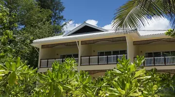 Acajou Beach Resort