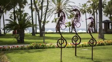 Acanthus&Cennet Barut Collection