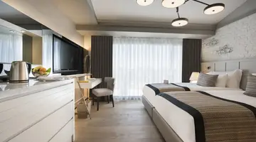 Acanthus Cennet Barut Collection