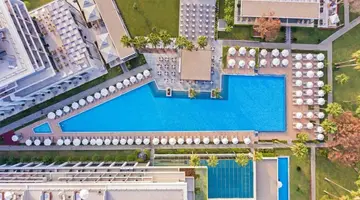 ACANTHUS & CENNET BARUT COLLECTION