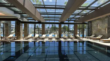 Acanthus Cennet Barut Collection