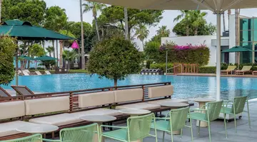 Acanthus Cennet Barut Collection