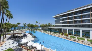 Acanthus Cennet Barut Collection