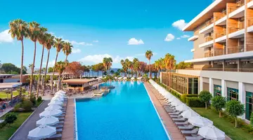 Acanthus Cennet Barut Collection