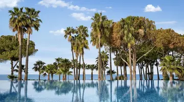 Acanthus Cennet Barut Collection
