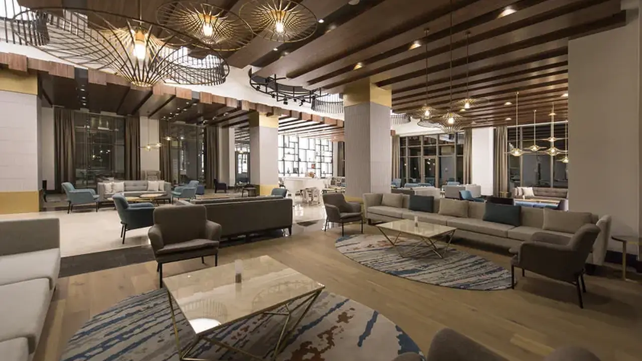Acanthus & Cennet Barut Collection