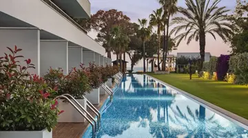 Acanthus Cennet Barut Collection