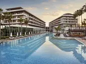 Acanthus&Cennet Barut Collection