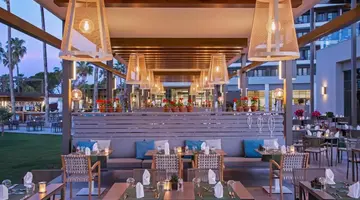 ACANTHUS & CENNET BARUT COLLECTION