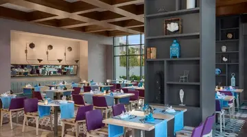 Acanthus Cennet Barut Collection