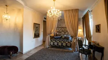 Achtis Hotel