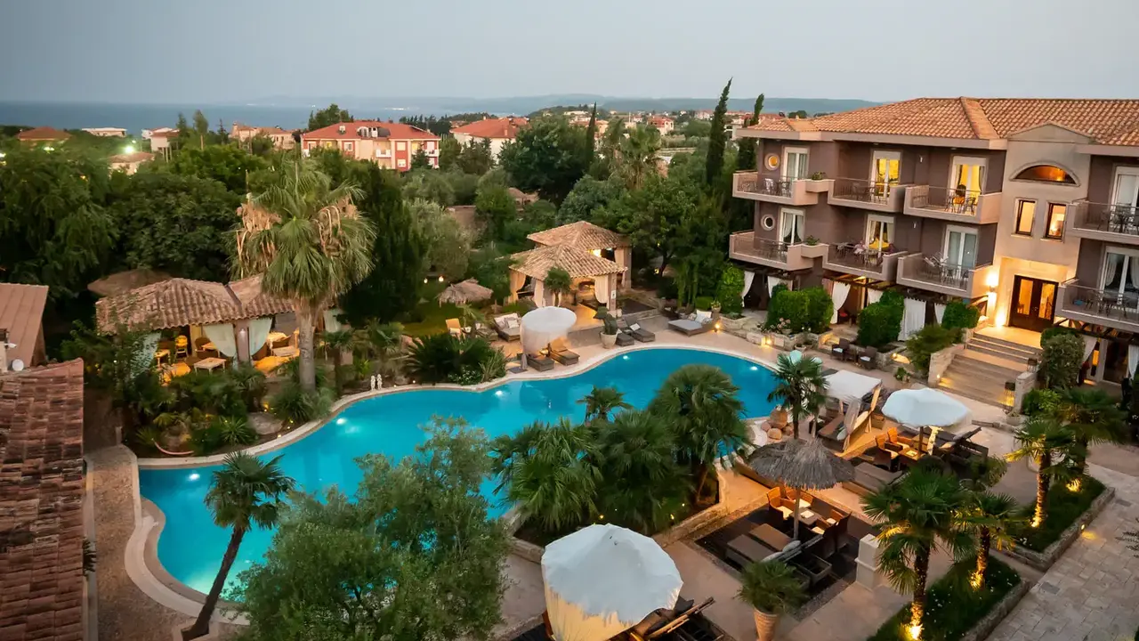 Achtis Hotel