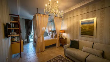Achtis Hotel