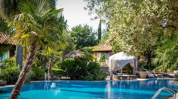 Achtis Hotel