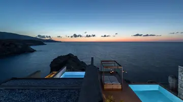 ACRO SUITES A WELLBEING RESORT