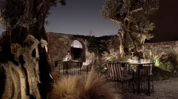 Acro Suites - A Wellbeing Resort