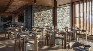 ACRO SUITES A WELLBEING RESORT