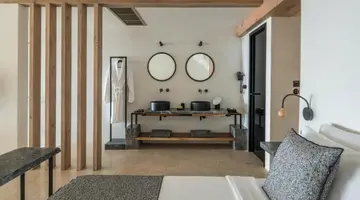 ACRO SUITES ADULTS ONLY 16+
