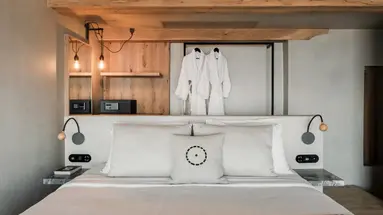 Acro Suites