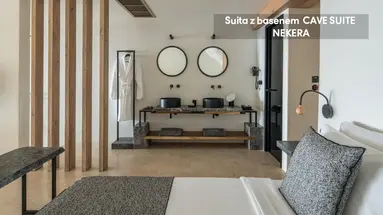 Acro Suites