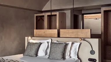 ACRO SUITES
