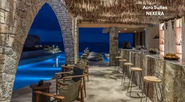 Acro Suites