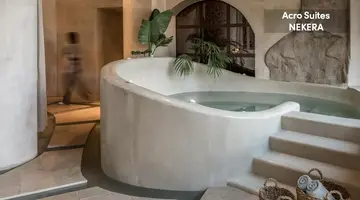 Acro Suites