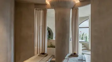 ACRO SUITES