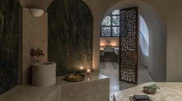 ACRO SUITES