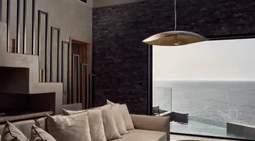 ACRO SUITES