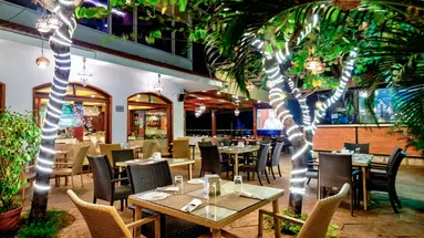 Acron Seaway Resort