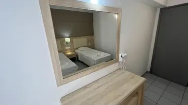 Acropolis Apts