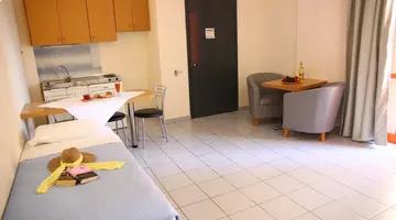 Acropolis Apts