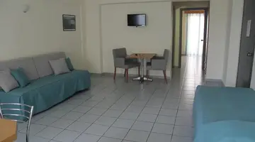 Acropolis Apts