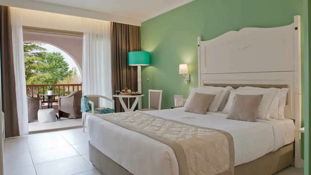 Acrotel Athena Pallas and Residence