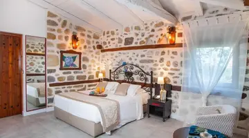 ACROTEL ATHENA PALLAS & RESIDENCE