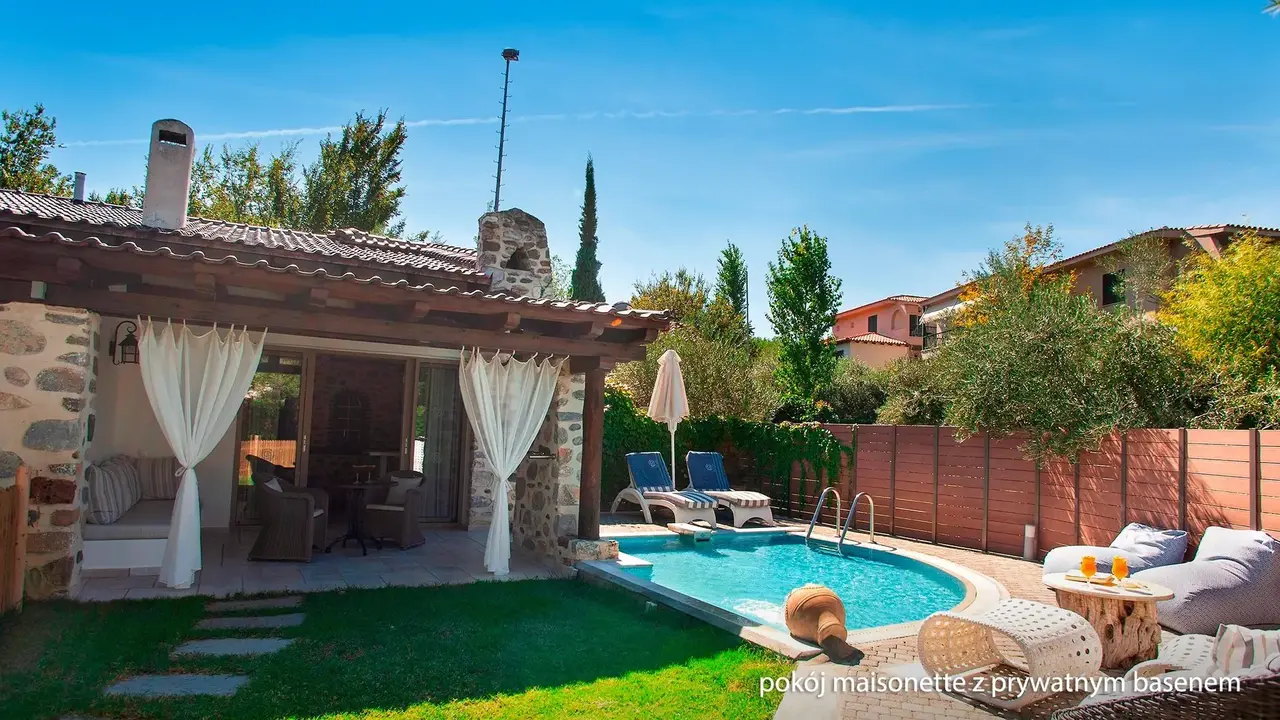 Acrotel Athena Residence